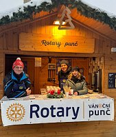 Prodej vánoční punče v Ostravě vynesl rekordních 500 000 Kč!