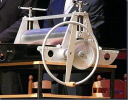 Tiskařský lis pro výtvarný obor ZUŠ Třebíč