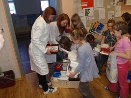 Zdrav.materiál pro Keňu